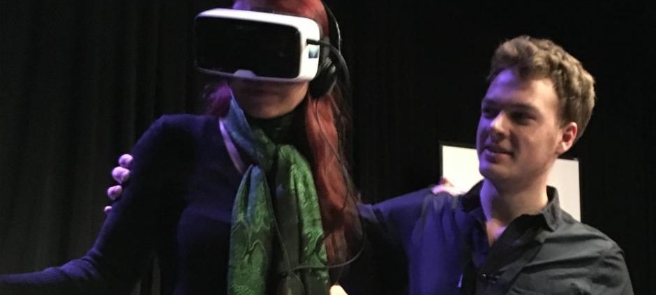 Celine in VR
